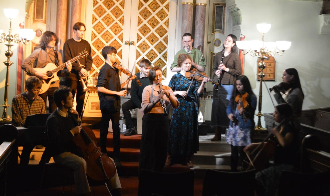 March 12, 2025 • Manchester Jewish Museum: Klezmer concert with Michael Kaplan Kapelye Generation 15 Photo: Gemma Meek